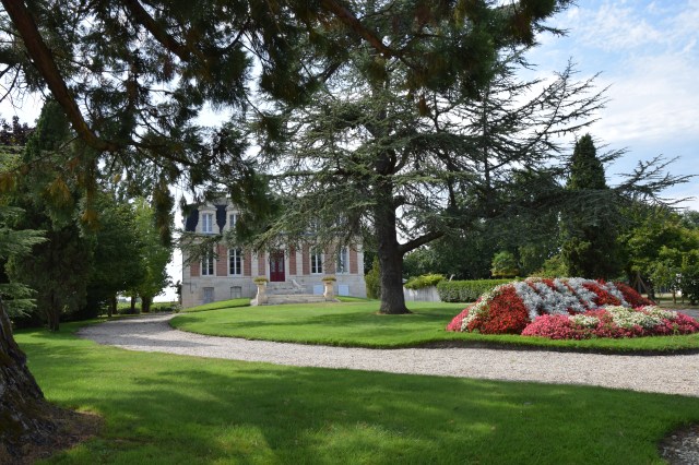 84. Chateau Aney